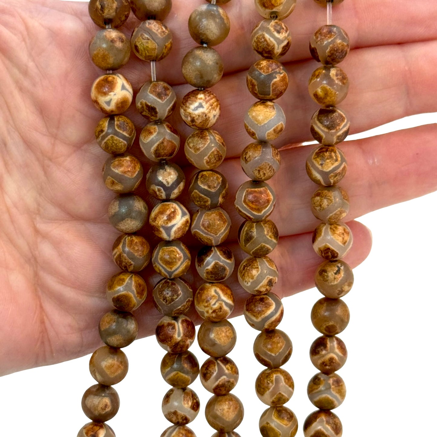 Tibet Akik Dzi Boncuk – 8mm Yuvarlak, Yaklaşık 48 Adet