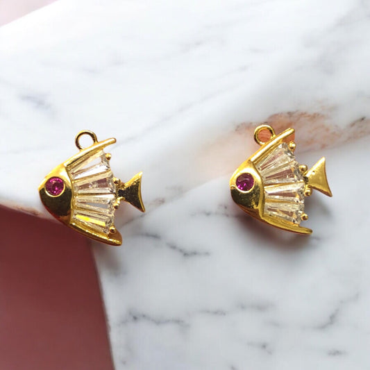 Gold Plated Enamel Strawberry Shaking Attachment - Neon Green