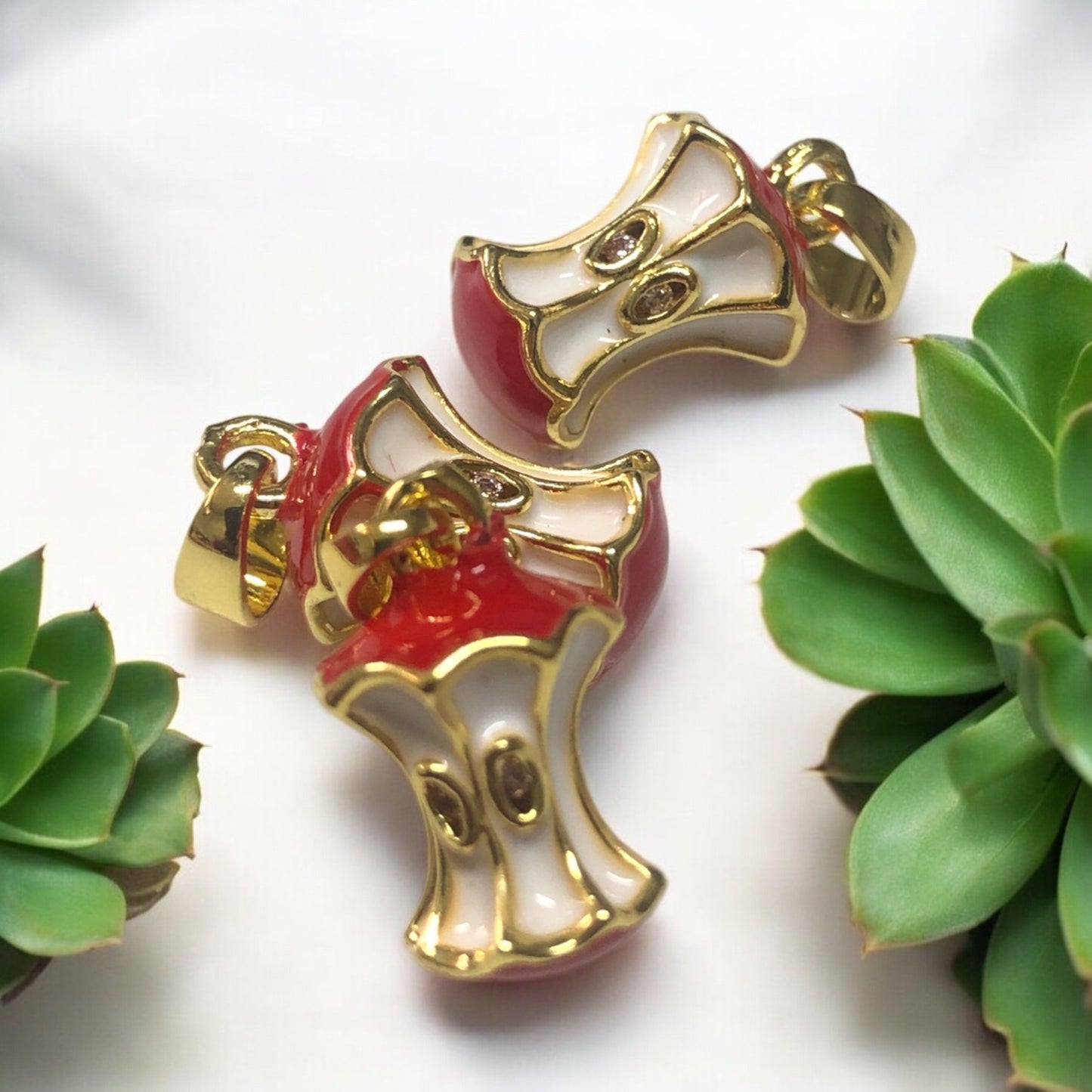 Altın Kaplama Üç boyutlu Yenmiş Elma 🍎 Kırmızı Sallantı