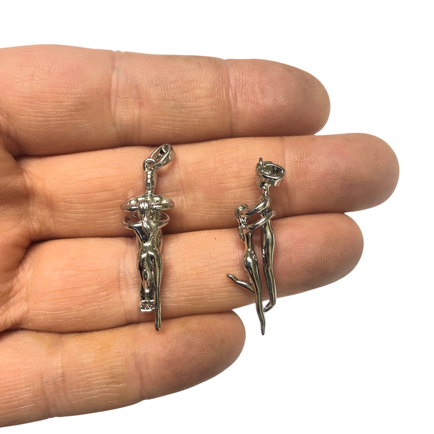 Pirinç Üzeri Rodyum Kaplama Sarılan Sevgililer