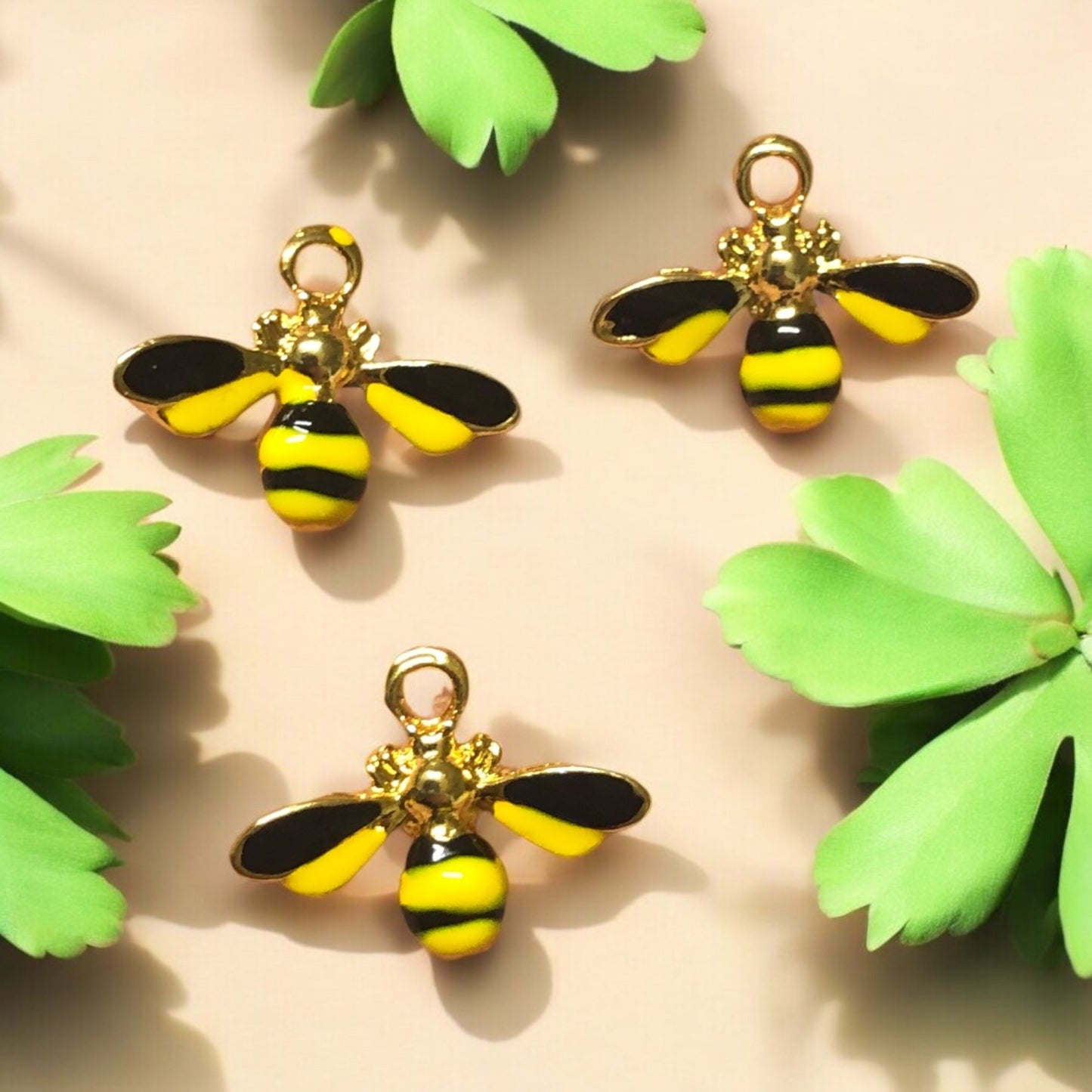 Altın Kaplama Mineli Arı