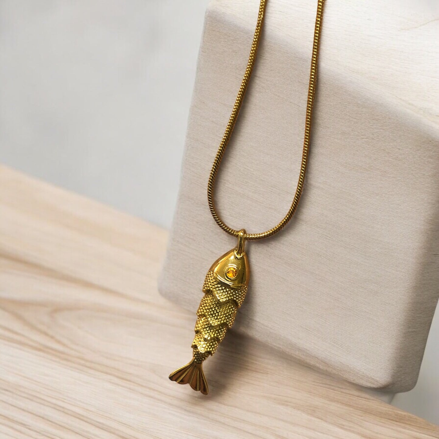 Altın Kaplama Hareketli Balık Orta boy