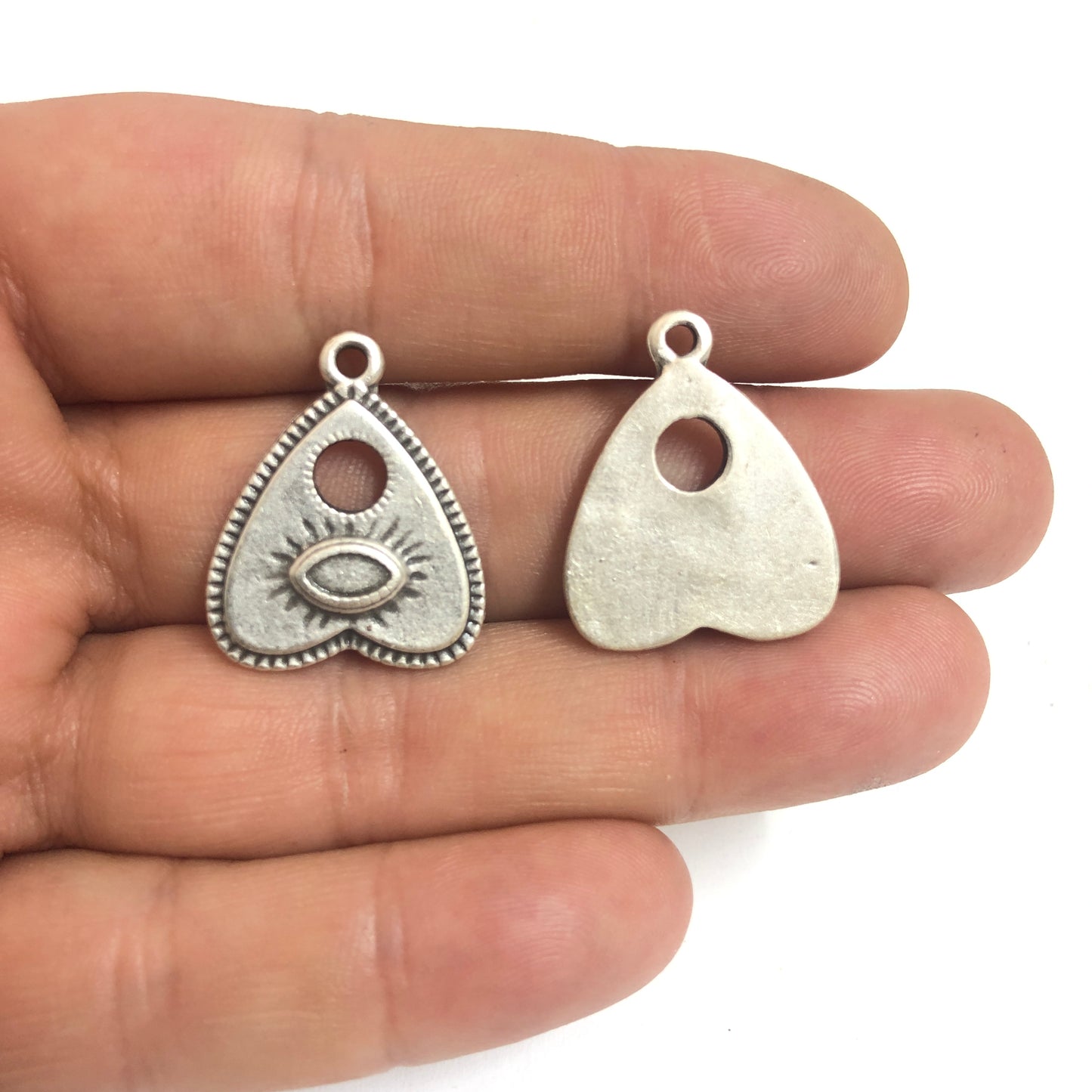 Antik Gümüş Kaplama Ters Kalp Kolye Ucu-3