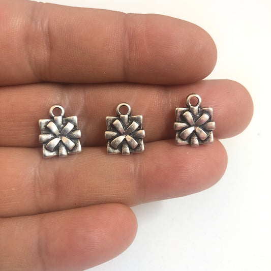 Yeni Yıl Serisi -Antik Gümüş Kaplama -Hediye Kutusu Büyük