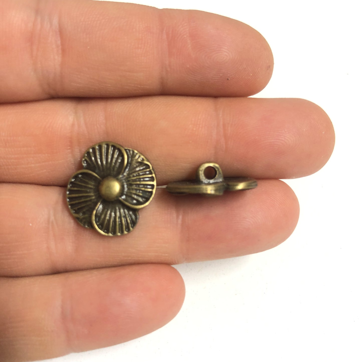 Vergoldeter Wickelarmbandknopf - 3