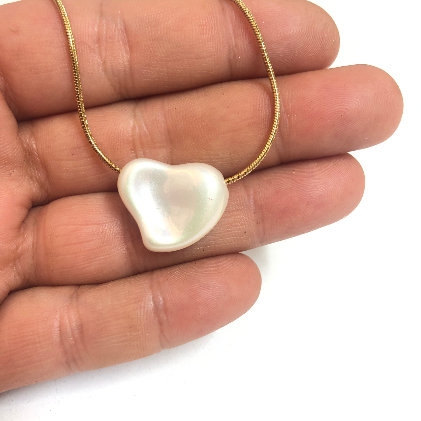 Akrilik Sedefli 21mm Şekilsiz Tombul Kalp