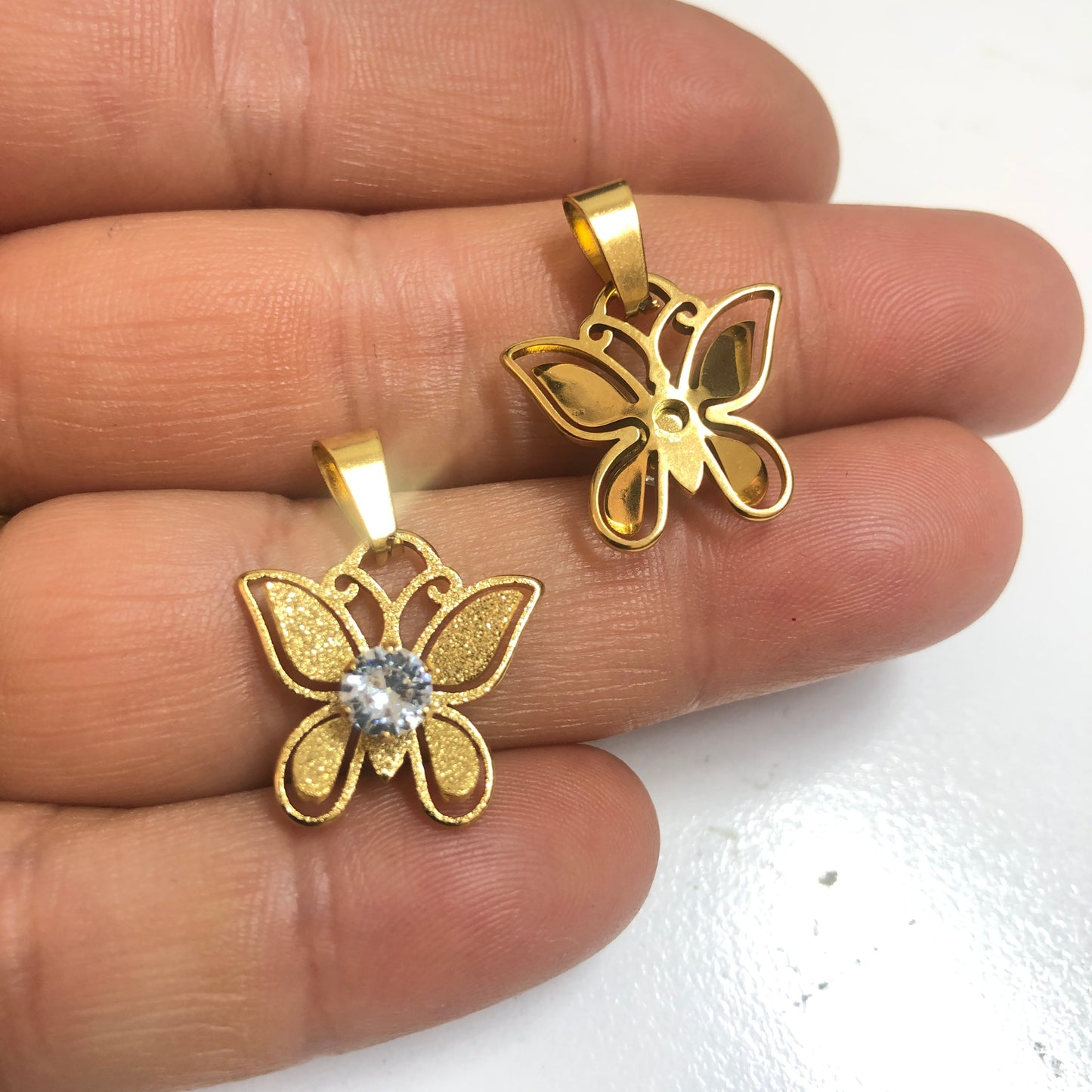 Sarı Çelik Simli Kelebek Kolye Ucu