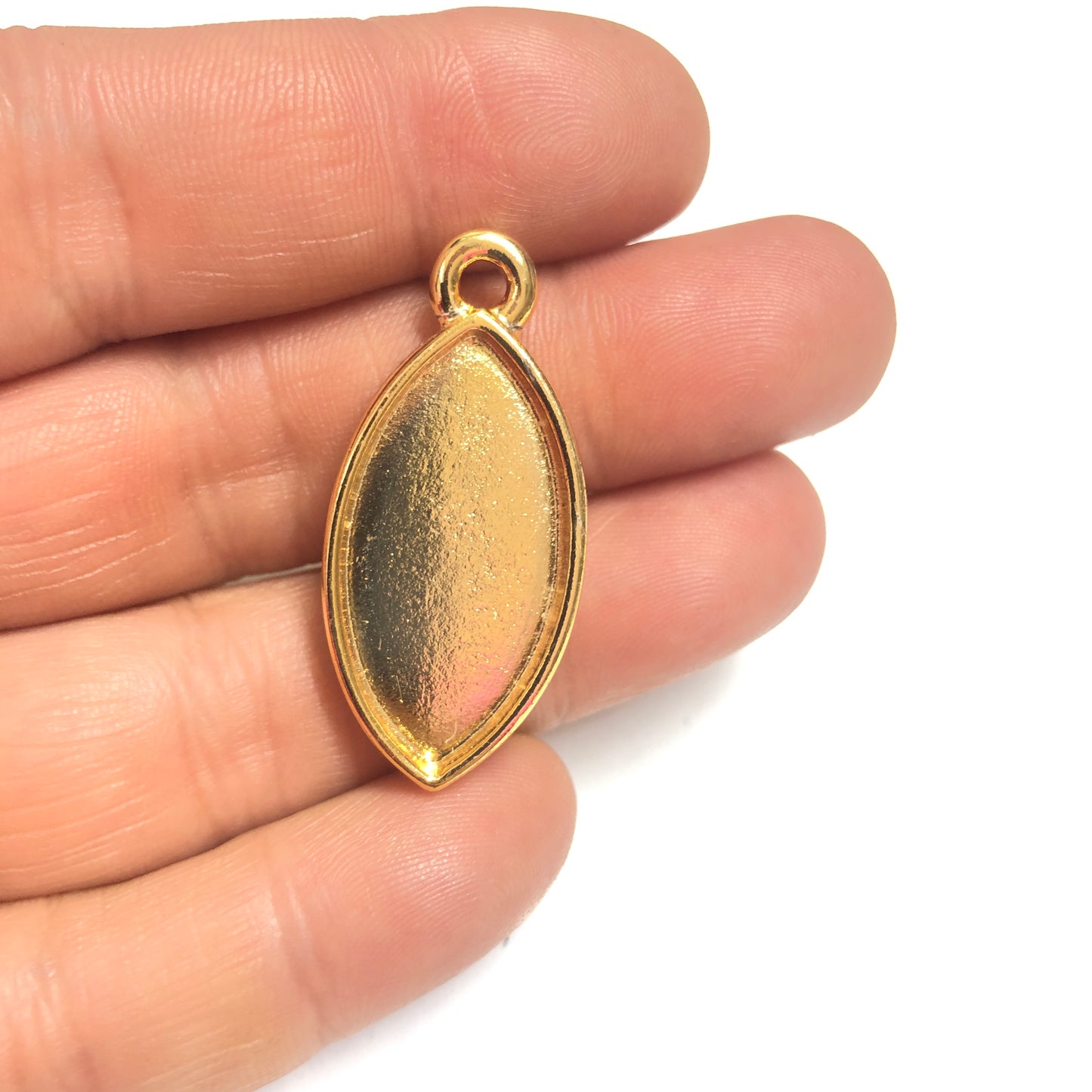 Vergoldete Manschette, vergoldetes Armband