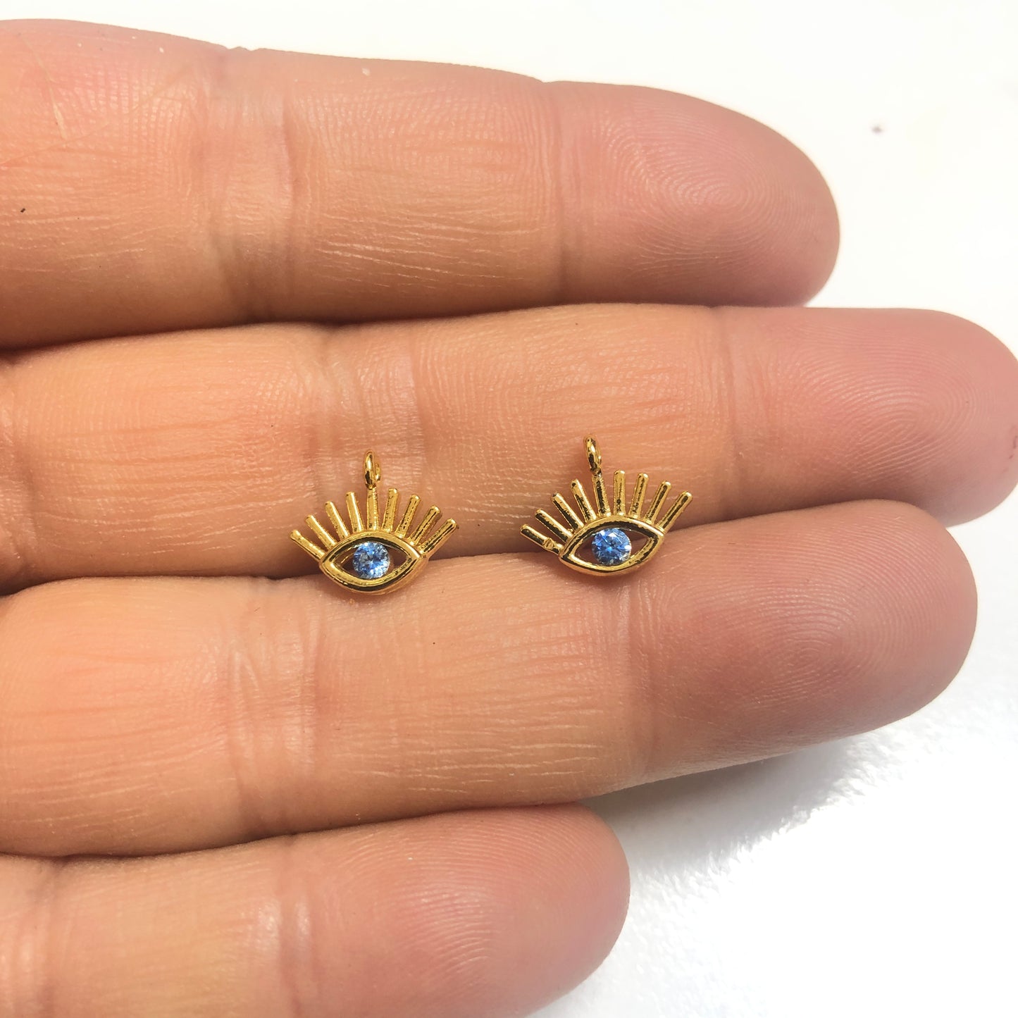 Altın Kaplama Zirkon Taşlı Nazar Göz Sallantı Aparatı - Şeffaf Açık Mavi