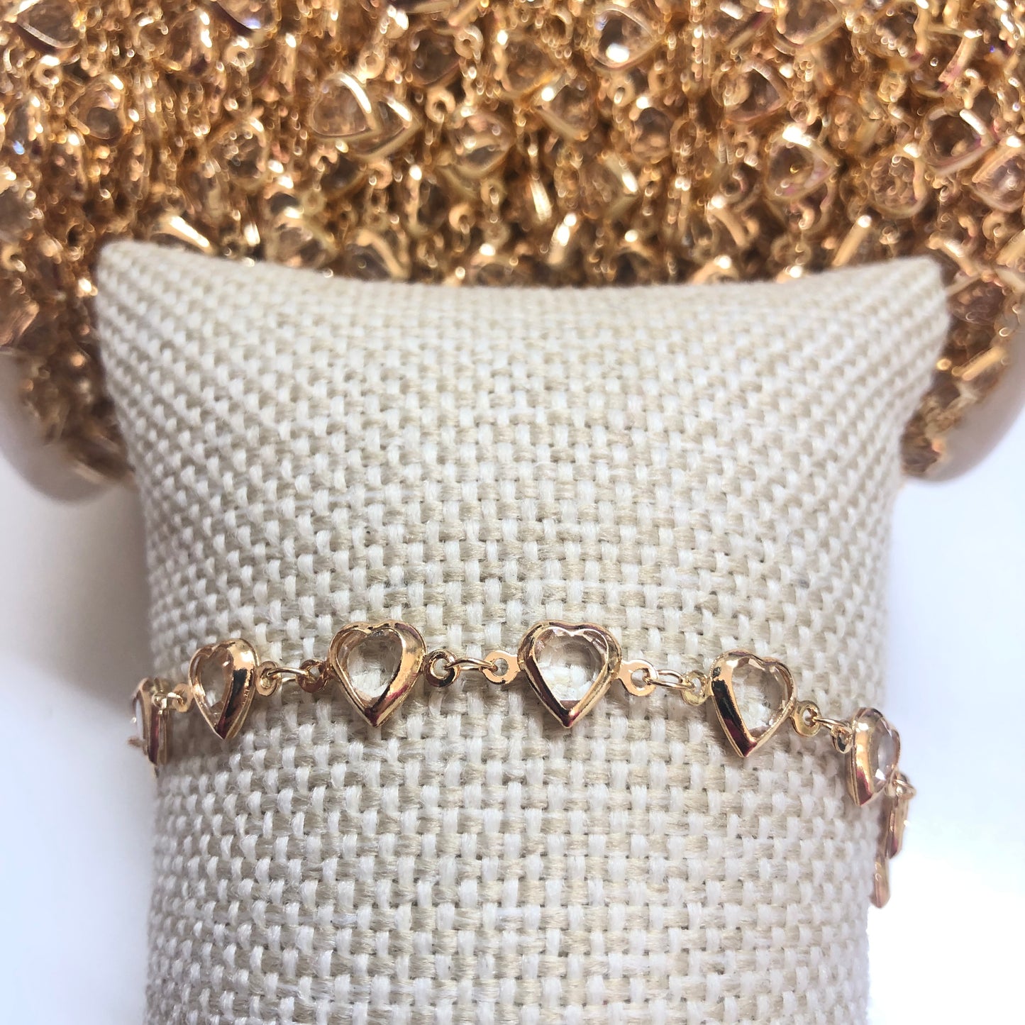 Altın Kaplama Kalp Taşlı Zincir Yan Delikli - Şeffaf