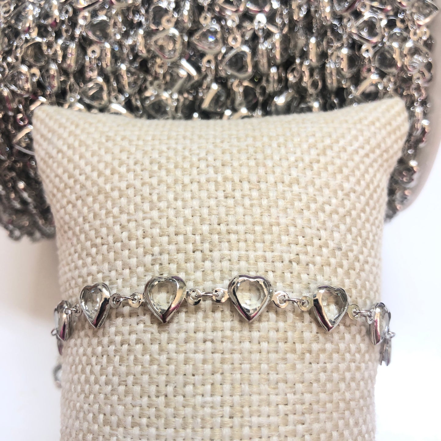 Rodyum Kaplama Kalp Taşlı Zincir Yan Delikli - Şeffaf