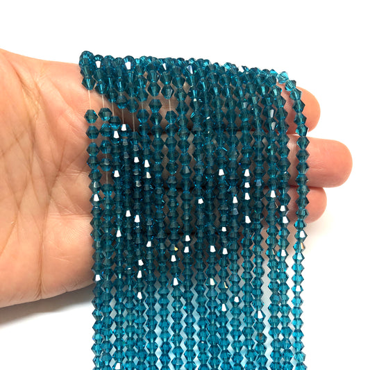 Kristal Boncuk, Piramit Çin Kristali 4 mm - Şeffaf Petrol Mavisi