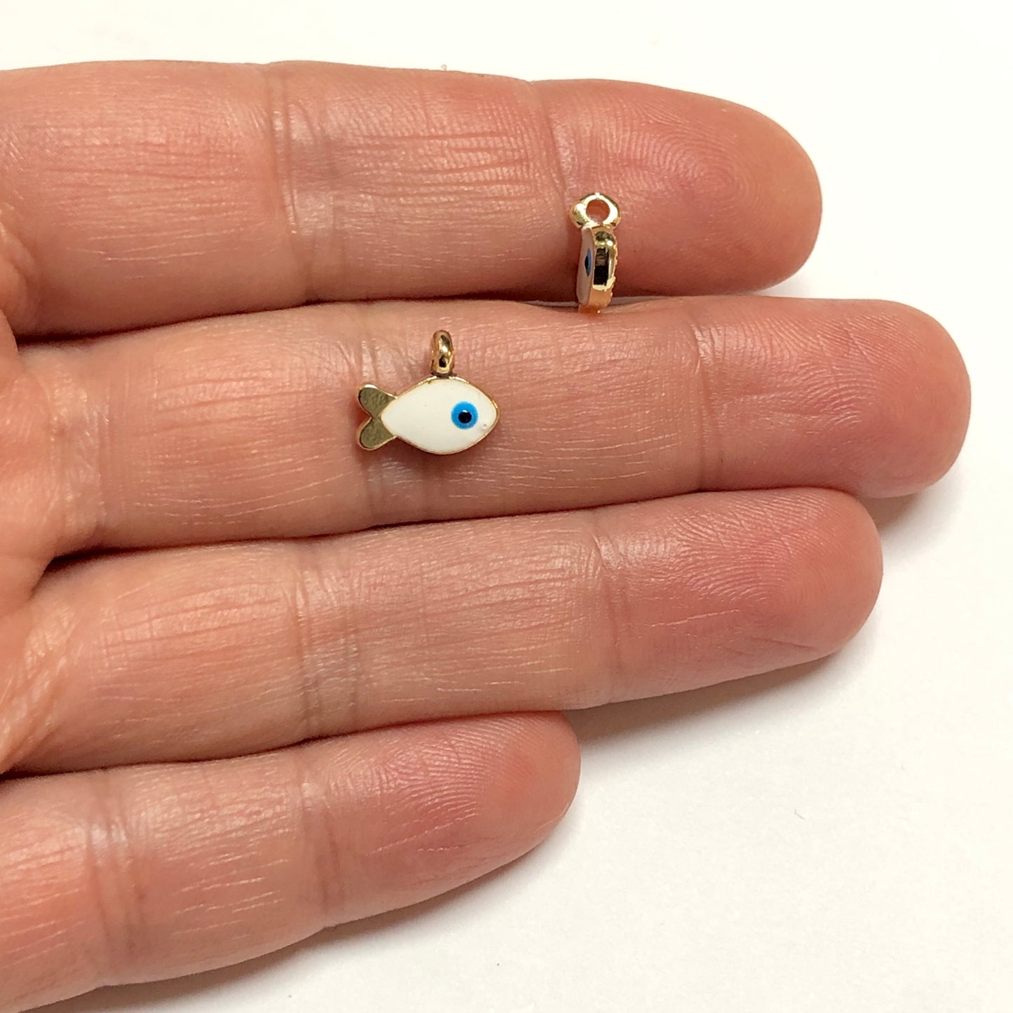 Altın Kaplama Mineli Küçük Balık Sallantı - Beyaz