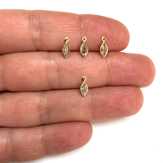 Altın Kaplama Zirkon Taşlı Mekik Sallantı - Şeffaf