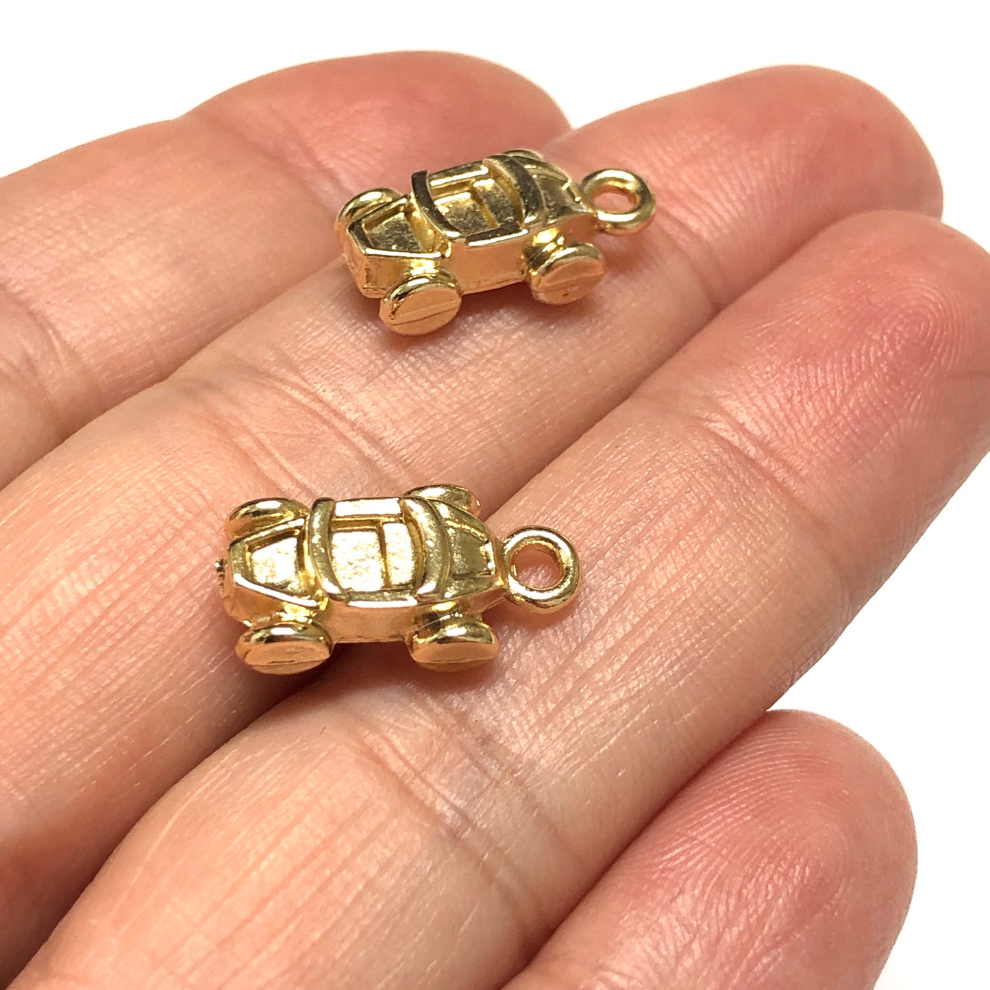 Altın Kaplama Araba