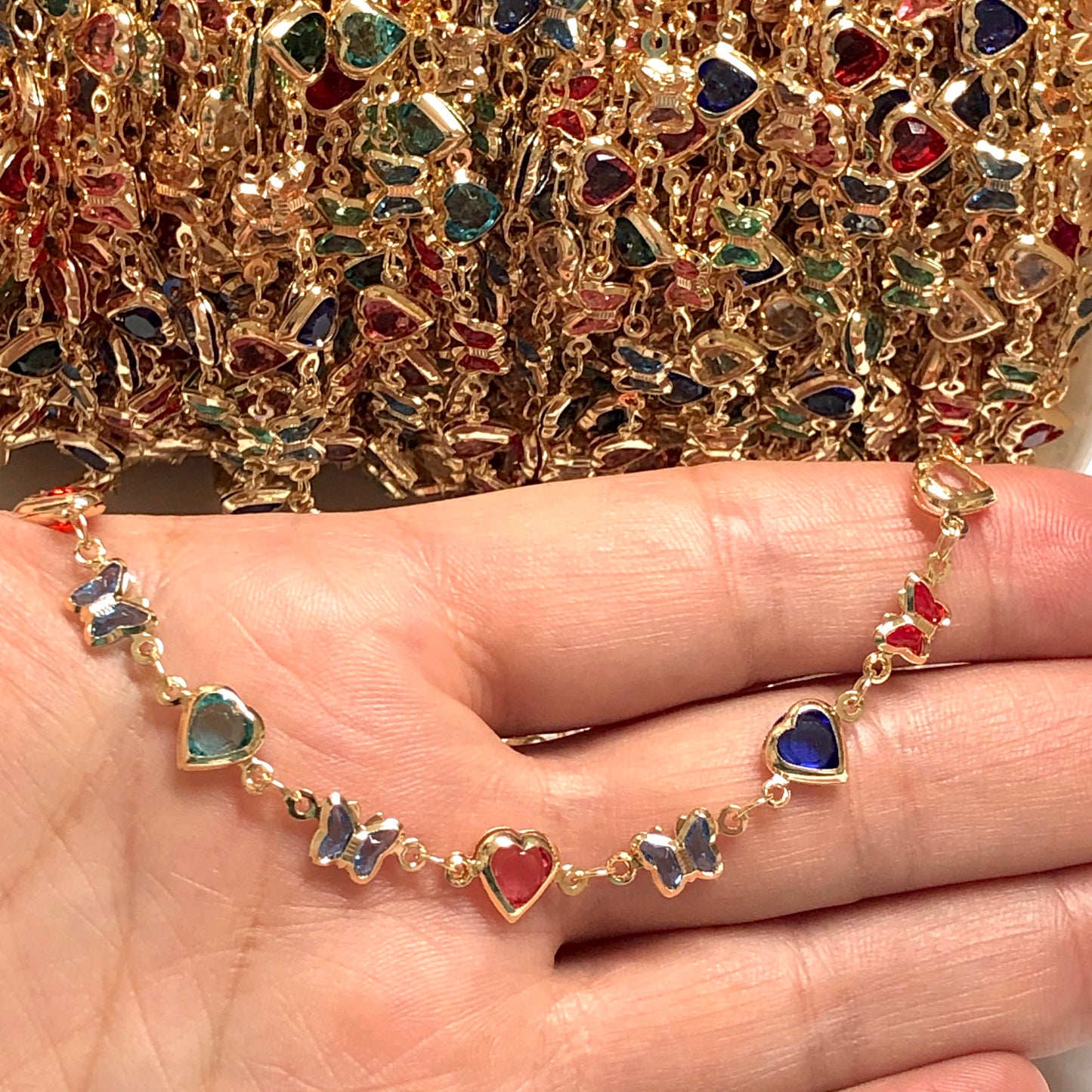 Kalp ve Kelebekli Taşlı Zincir - Mix