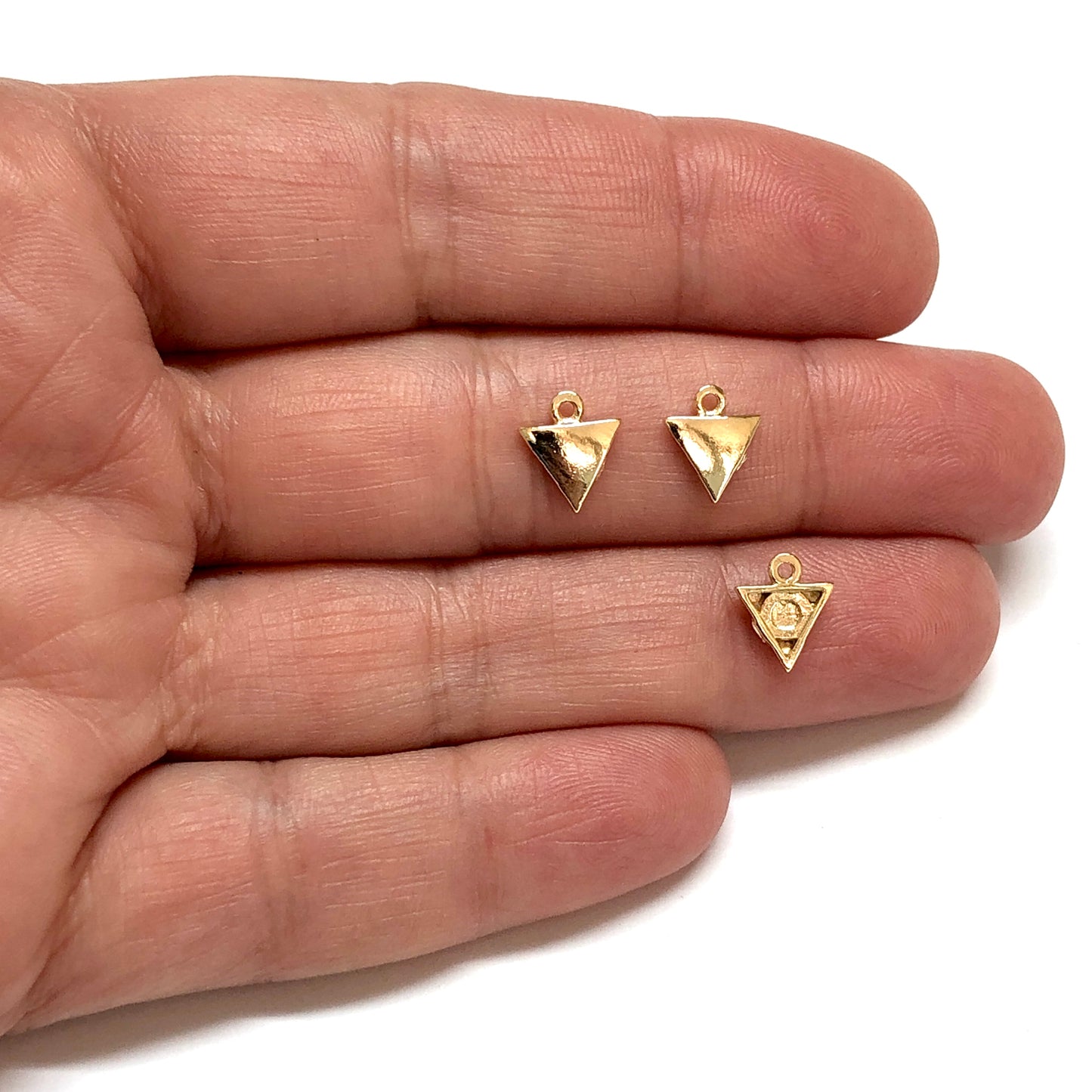 Altın Kaplama Mini Üçgen Sallantı