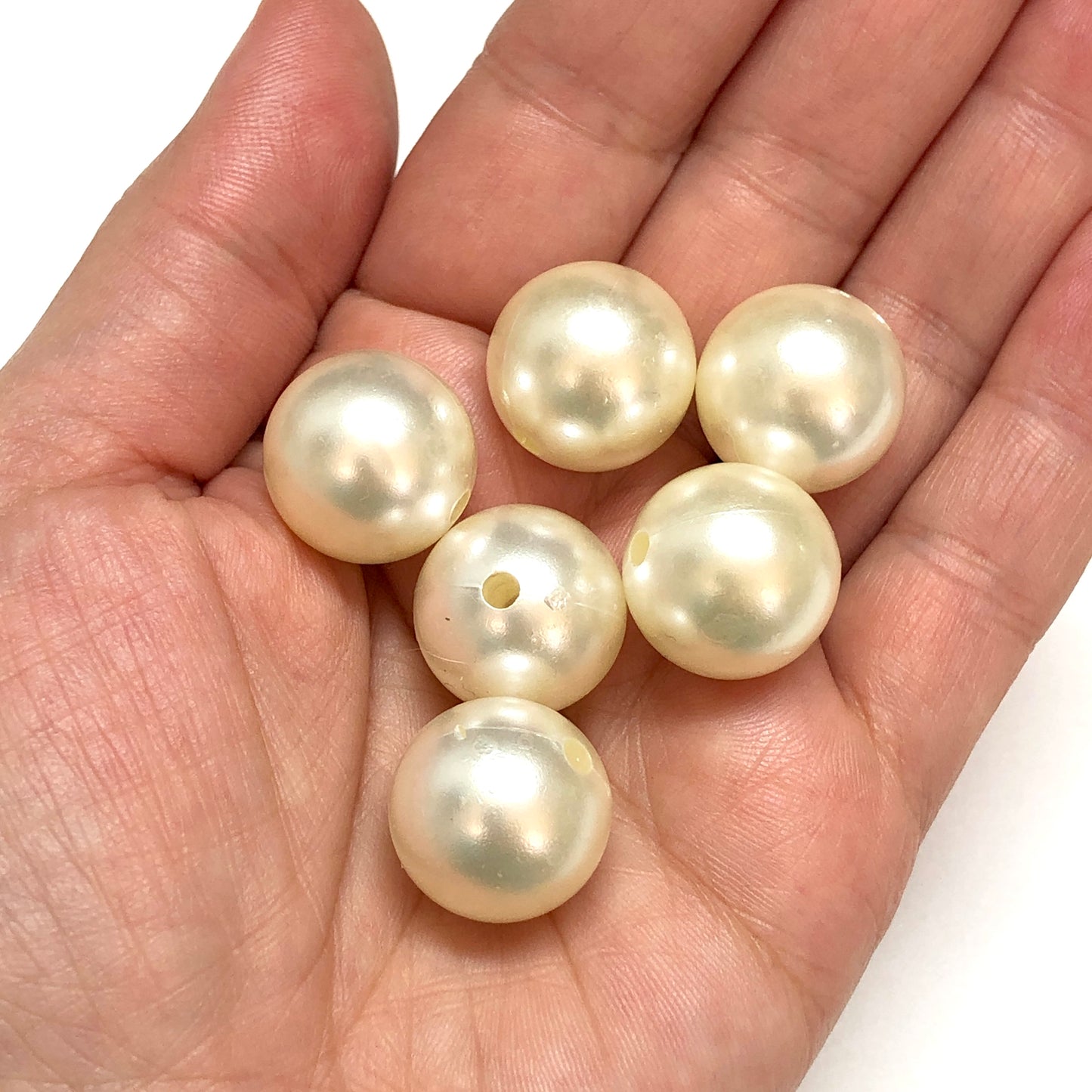 Plastik 18 mm Yuvarlak inci - Krem