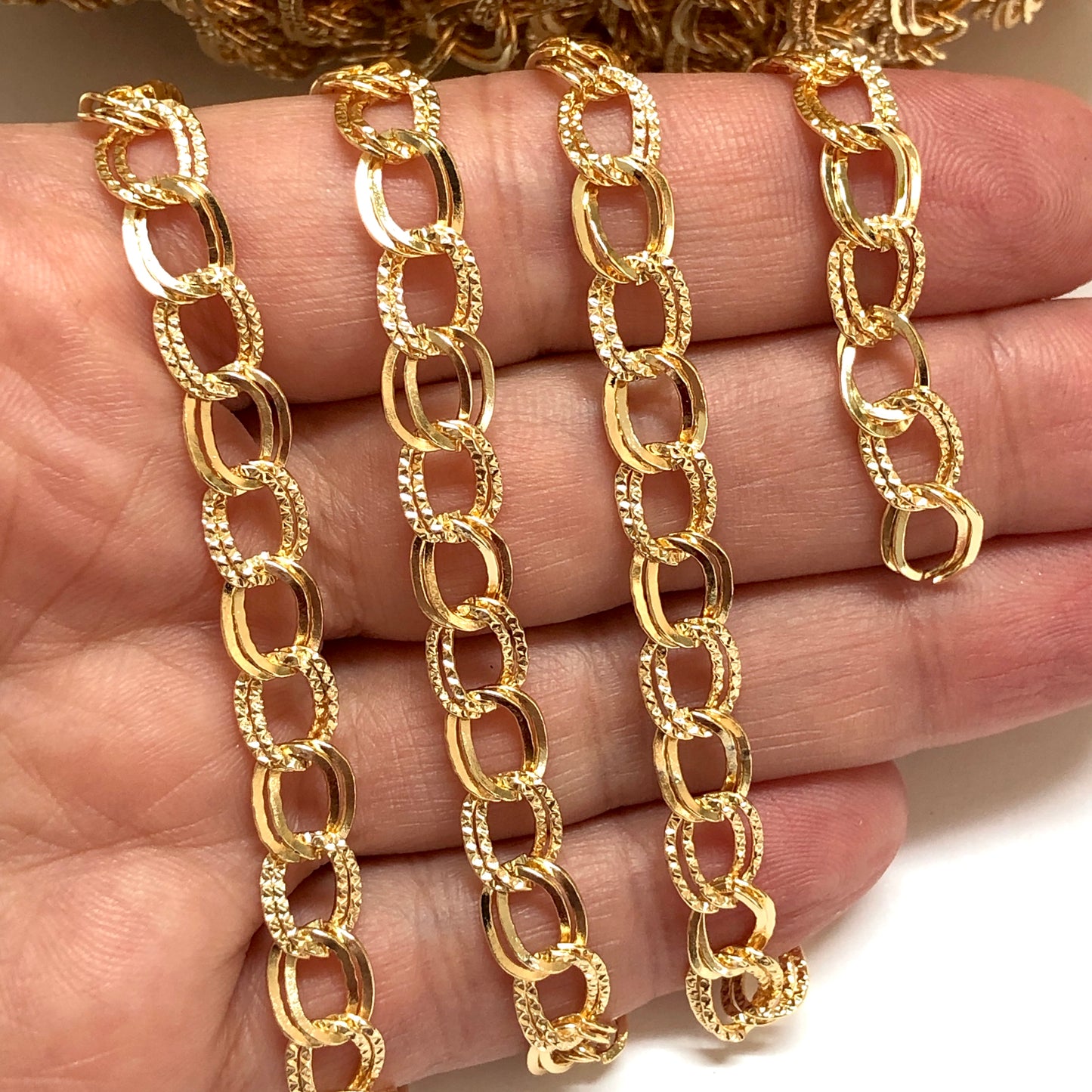 Altın Kaplama 7x8,5mm Zincir