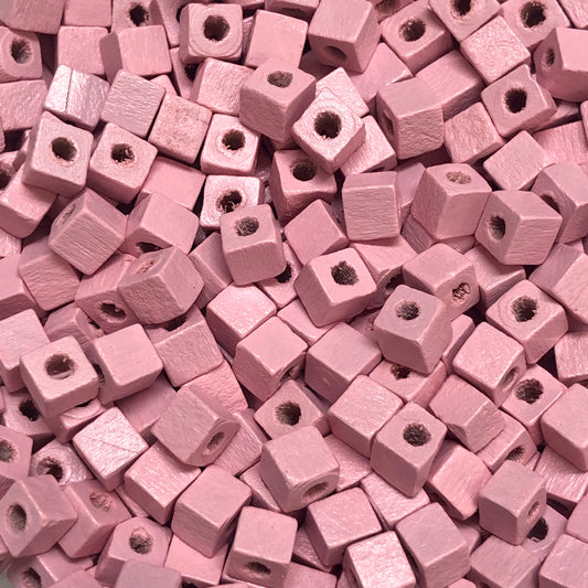 5x5mm Küp Ahşap Boncuk 29 - Şeker Pembe