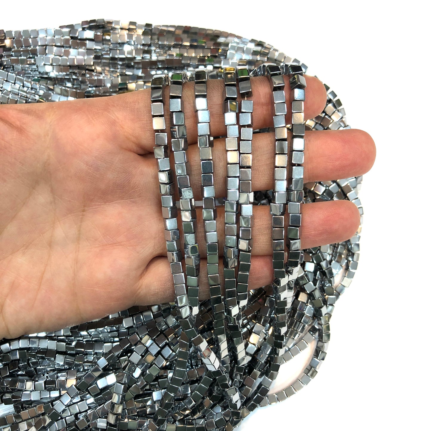 4mm Küp Hematit - Gümüş