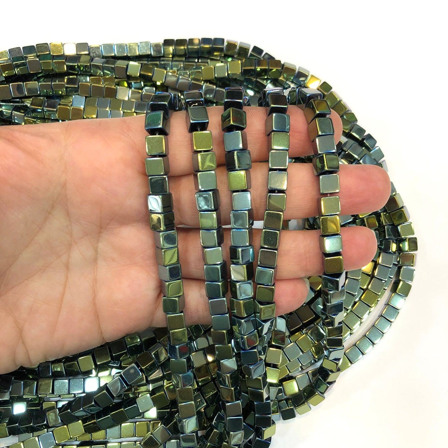 6mm Küp Hematit - Turkuaz