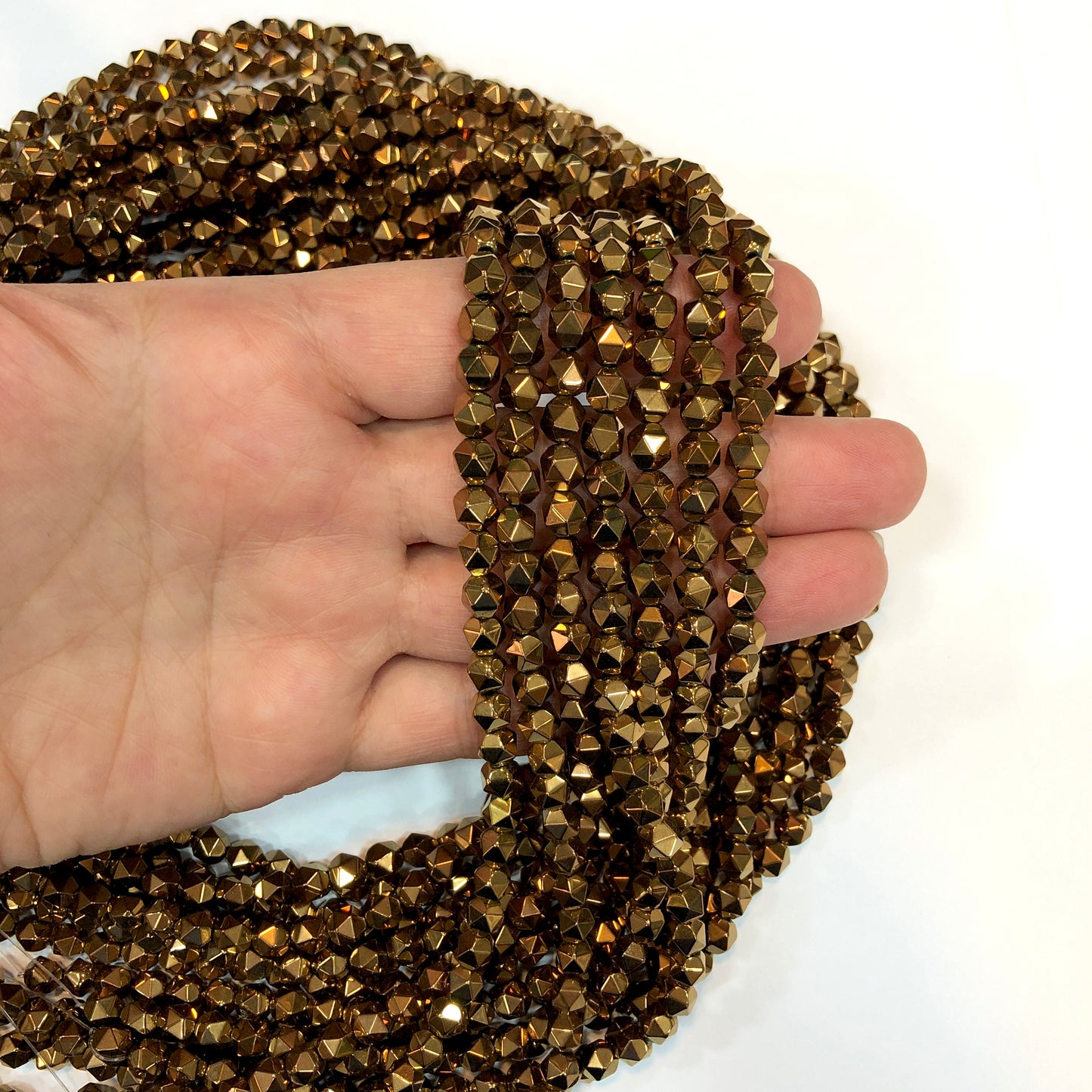 6mm Piramit Hematit - Bakır