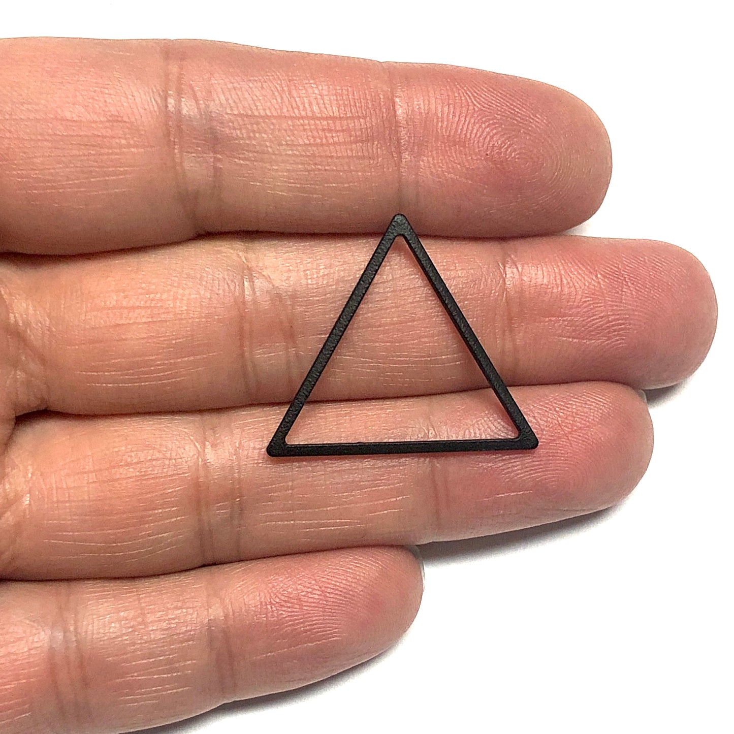 Mat Siyah Kaplama 28x24mm Üçgen aparat