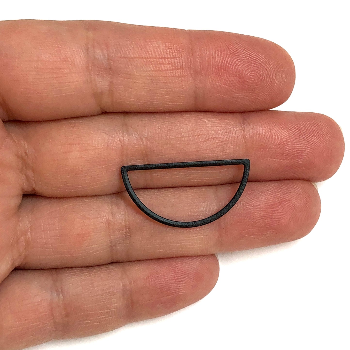 Mat Siyah Kaplama 14x28mm Yarım Ay Aparat