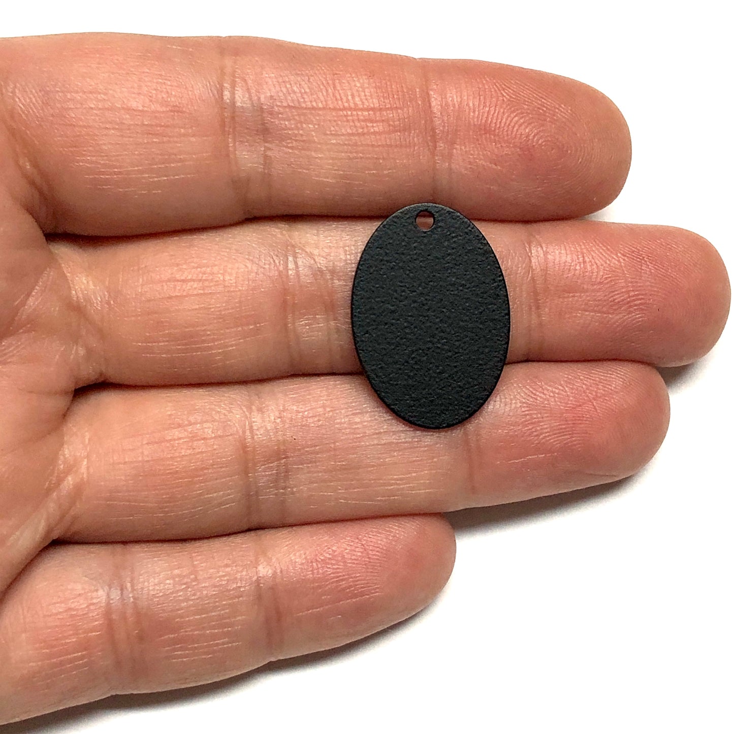 Mat Siyah Kaplama 17x24mm Elips Plaka