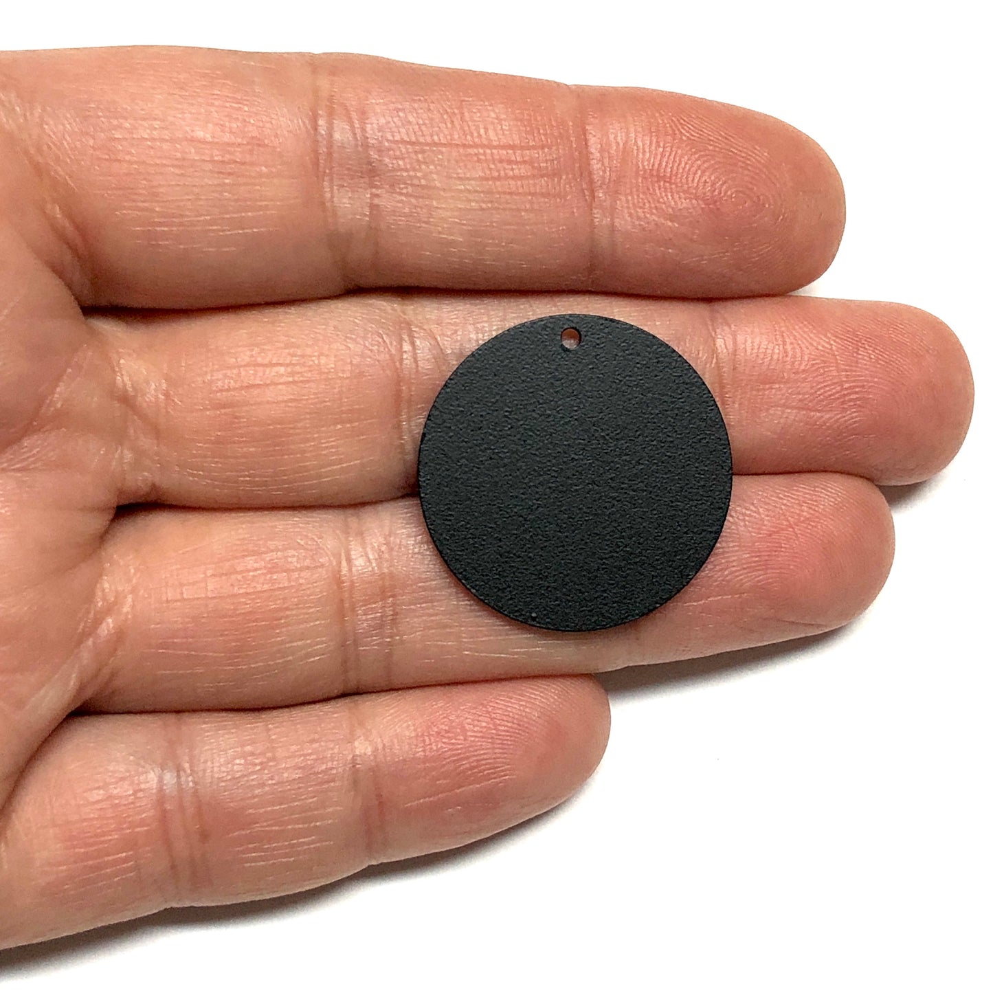 Mat Siyah Kaplama 26mm Daire Plaka