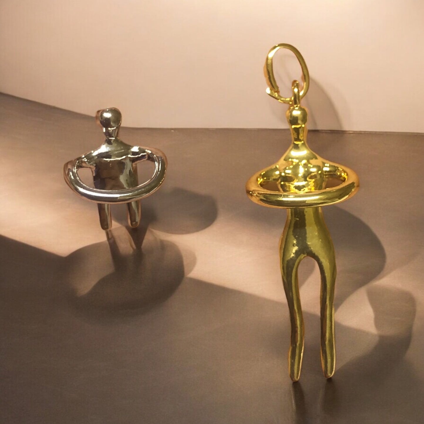 Pirinç Üzeri Kaplama Sarılan Anne & Çocuk Çift Renkli