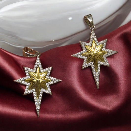 Gold Plated Enamel Strawberry Shaking Attachment - Neon Green