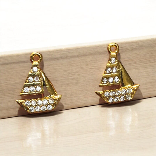 Gold Plated Enamel Strawberry Shaking Attachment - Neon Green