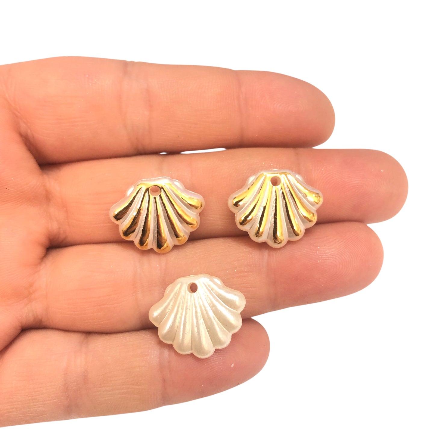 Akrilik Altın Yaldızlı Sallantı İstiridye