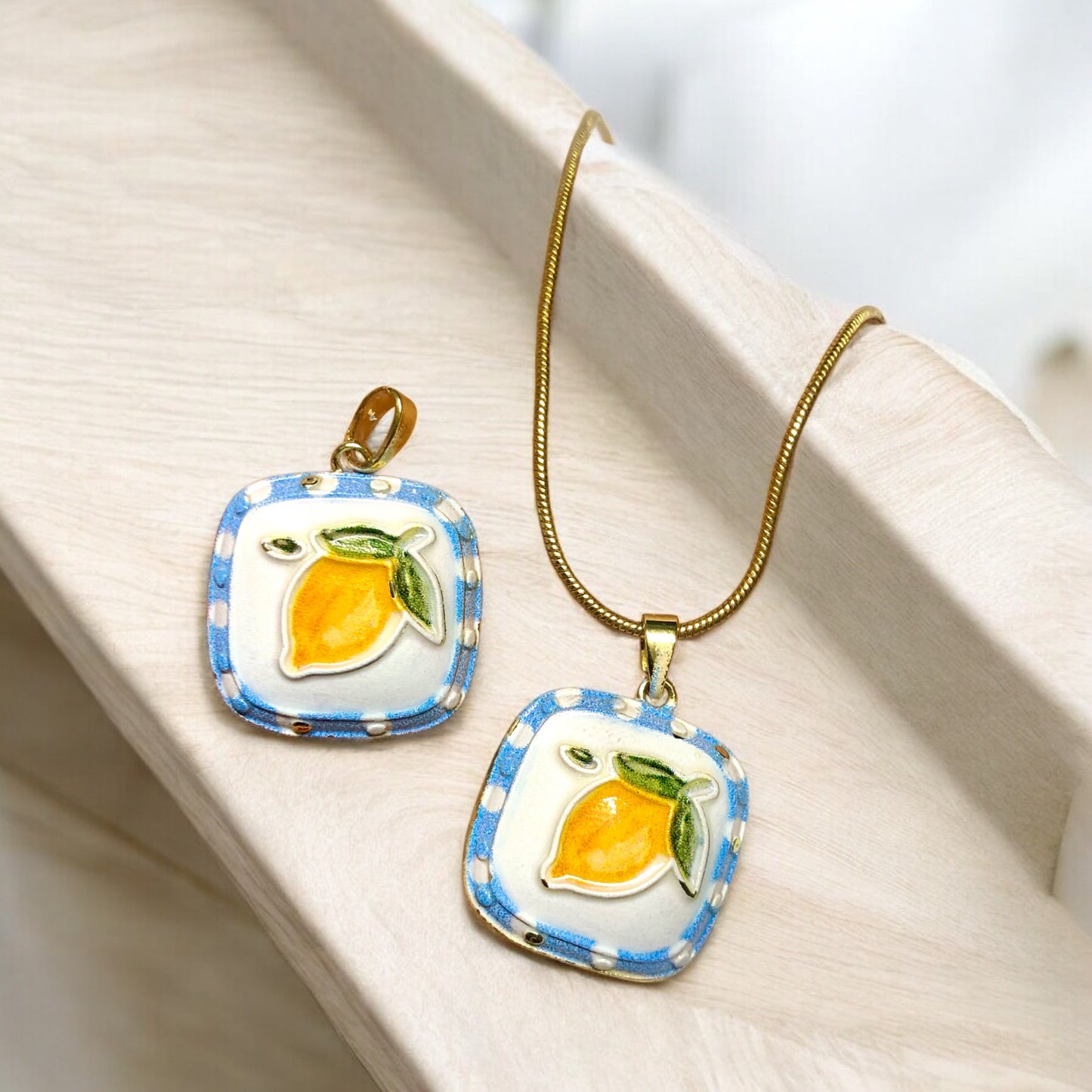 Gold Plated Zircon Stone T Lock -1