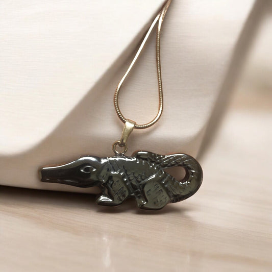 Doğal Taş - Hematit Kolye Ucu - Timsah