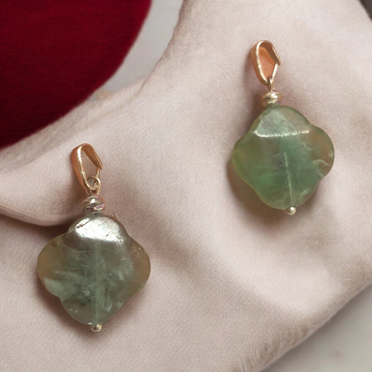 Doğal Taş Yonca Kolye Ucu - Florit (Fluorit)