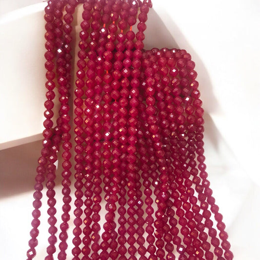 A kalite Myanmar Ruby (Yakut )- 4 mm Petek Kesim