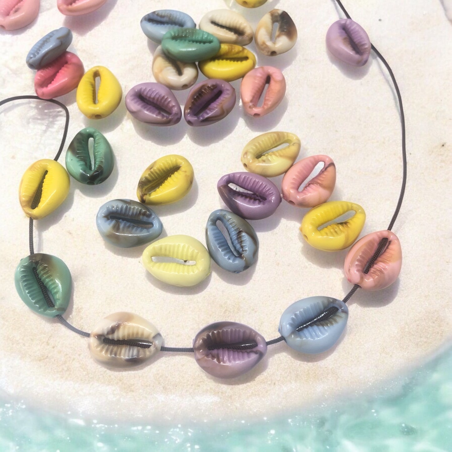 Akrilik Deniz Kabuğu Delikli Turkuaz Desen