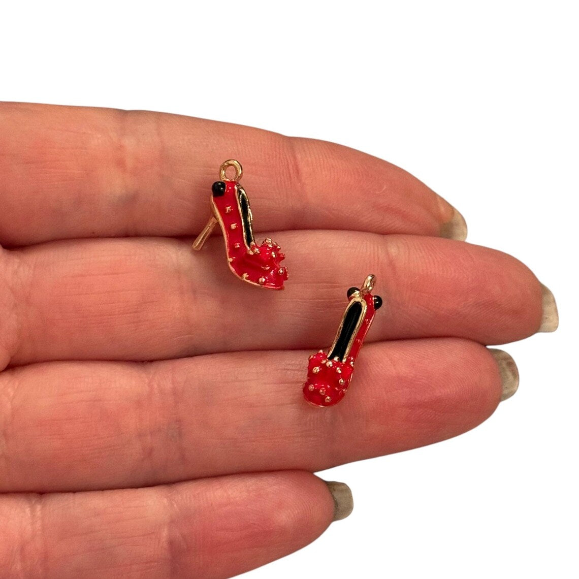 Gold Plated Enamel Strawberry Shaking Attachment - Neon Green