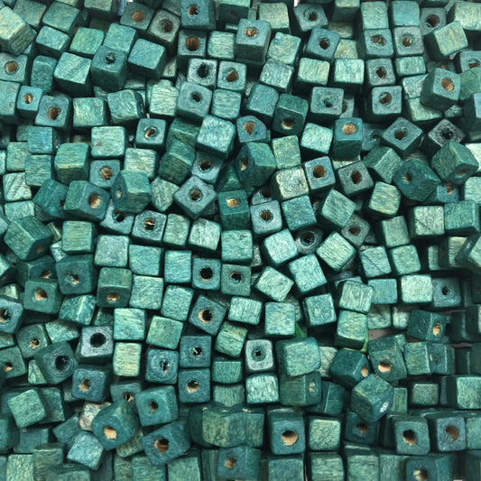 5x5mm Küp Ahşap Boncuk 19 - Yeşil