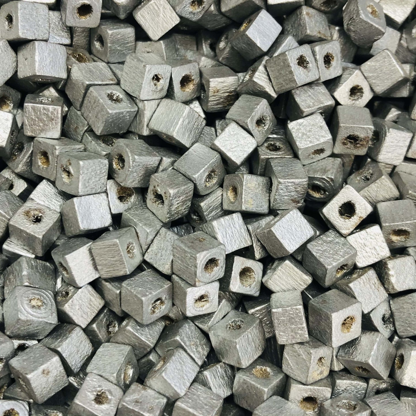 5x5mm Küp Ahşap Boncuk 25 - Gümüş Kaplama