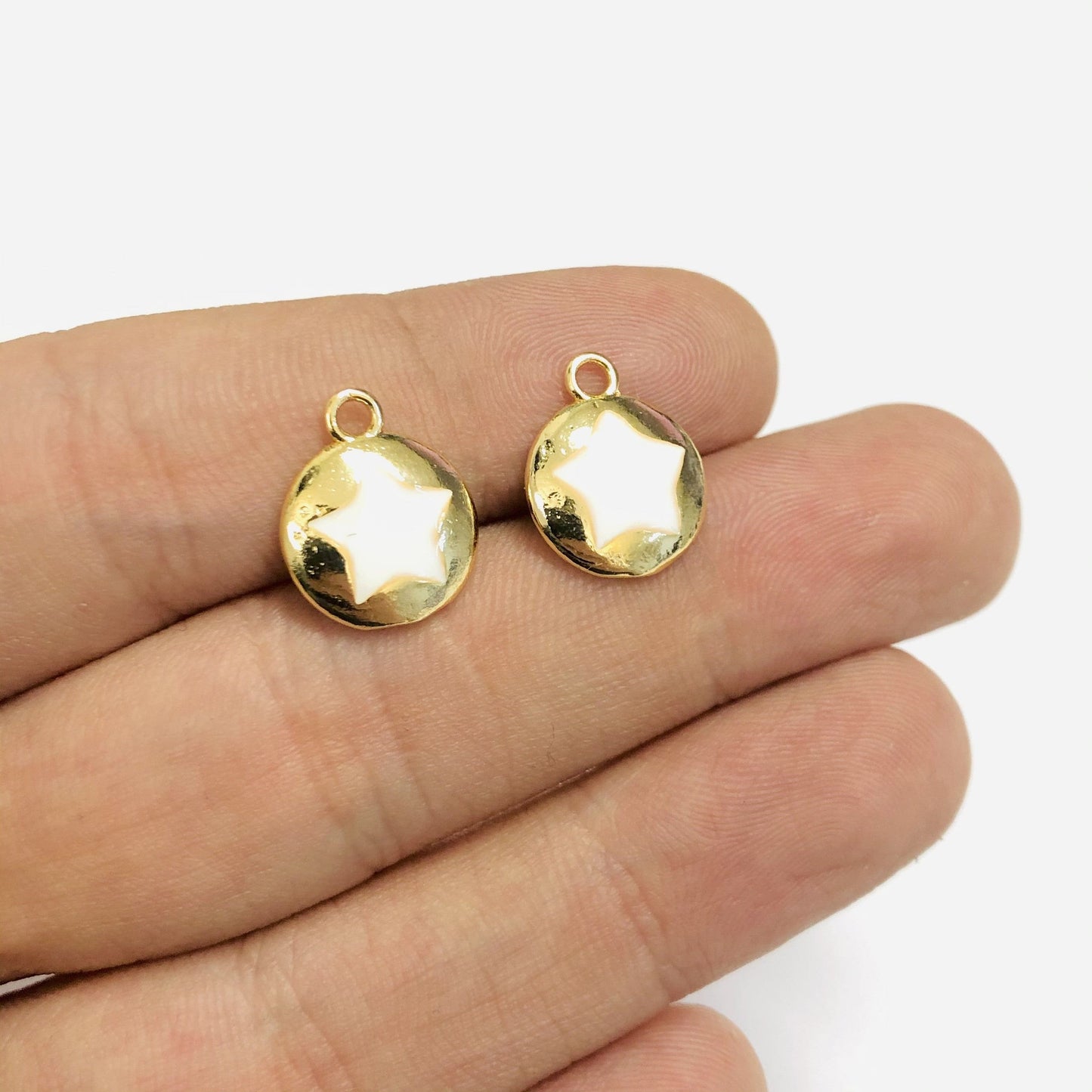 Pirinç Altın Kaplama Mineli Yıldız Sallantı Aparatı Beyaz