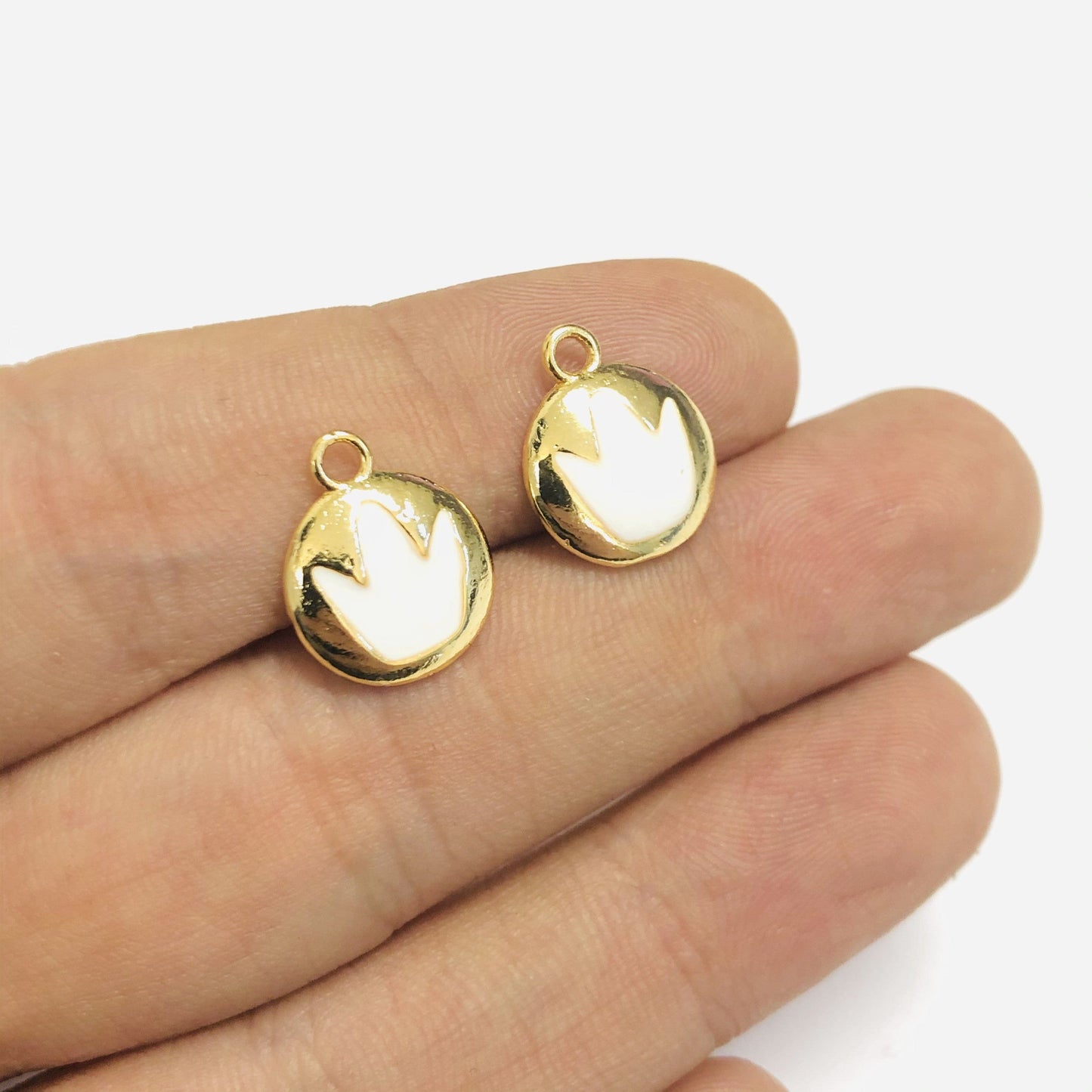 Pirinç Altın Kaplama Mineli Kral Tacı Sallantı Aparatı Beyaz