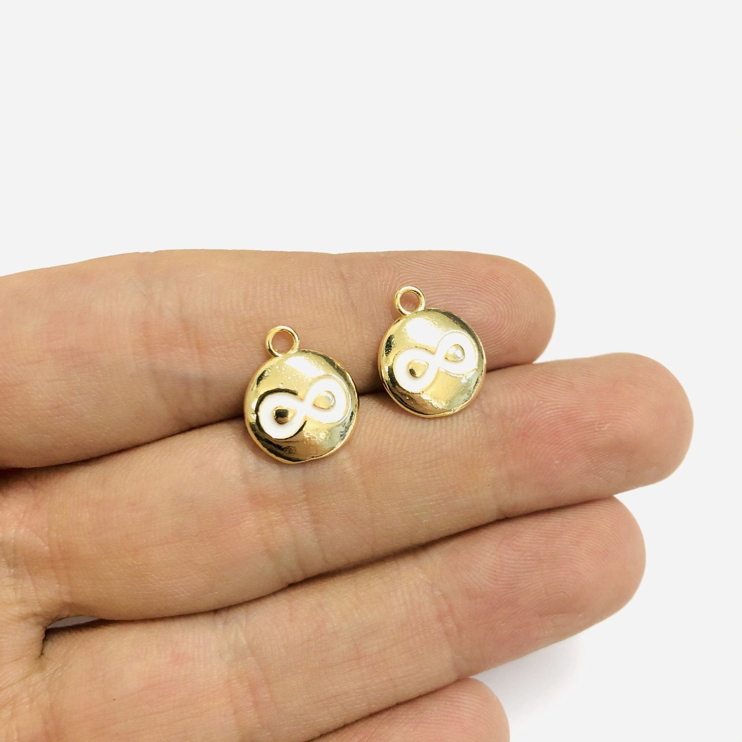 Pirinç Altın Kaplama Mineli Sonsuzluk Sallantı Aparatı - Beyaz