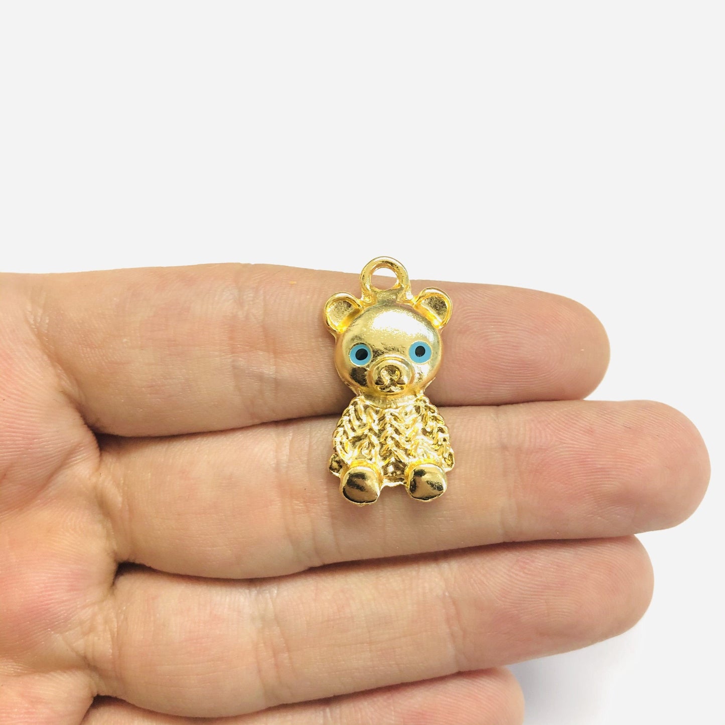 Altın Kaplama Ayıcık Anne, Mavi Göz