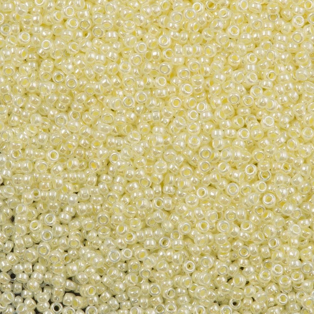 Miyuki Boncuk, MiyukiRoundBeads15/0-0527 Butter Cream Ceylon