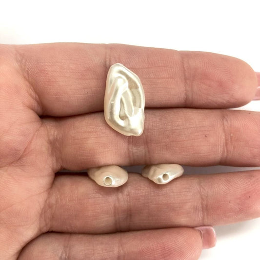 Plastik Şekilsiz Barok İnci - Krem 11,4x20,4mm