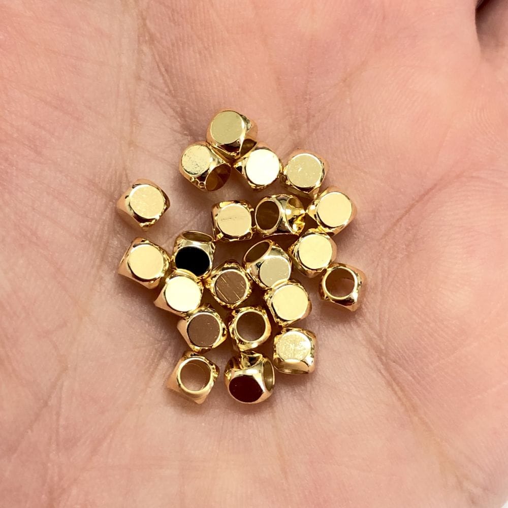 Altın Kaplama Traşlı Küp 4mm